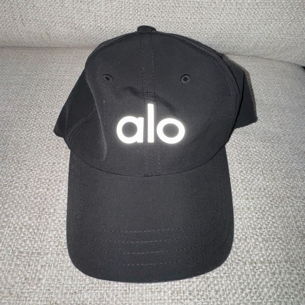 ALO Yoga Charcoal Cap